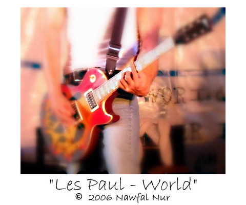 Gibson Les Paul & World